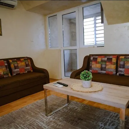 Appartamento Centar *